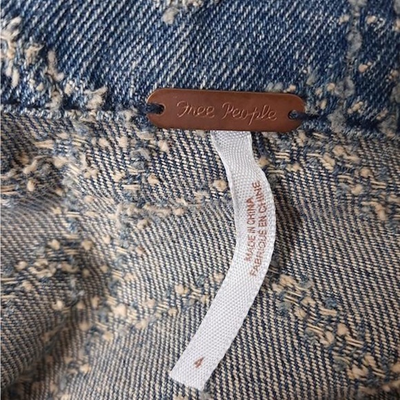 Free People Chevron Herringbone Punched Moto Jean Jacket Sz 4 Get Fall Readyđ! - Picture 7 of 13